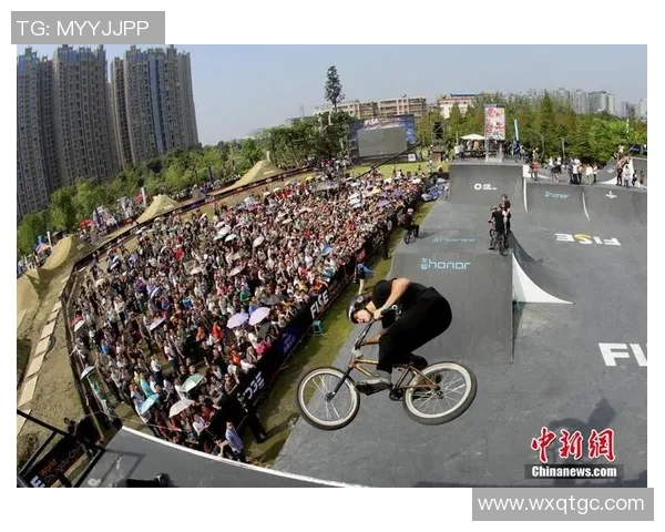 成都与南京极限运动队赛后复盘意识碰撞与战术分析