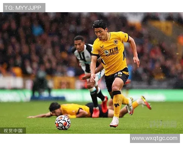 黄喜灿在欧冠联赛的亮眼表现