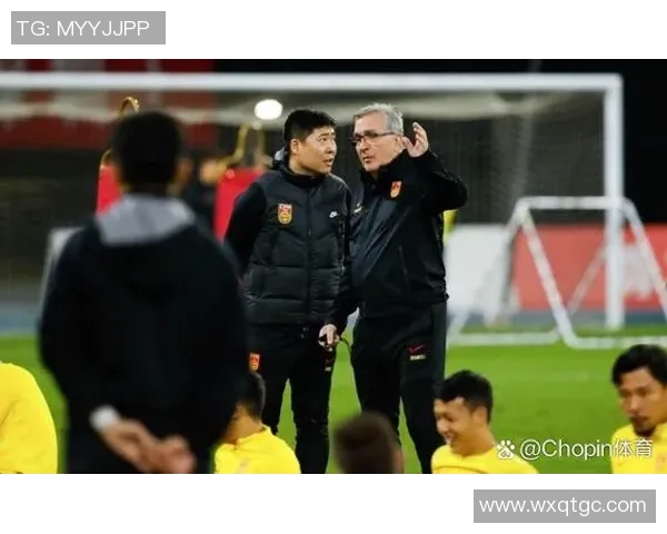 中国足球队冲击世界杯资格赛大名单公布 重点球员受伤情况成焦点 中国足球队冲击世界杯资格赛大名单公布 重点球员受伤情况成焦点